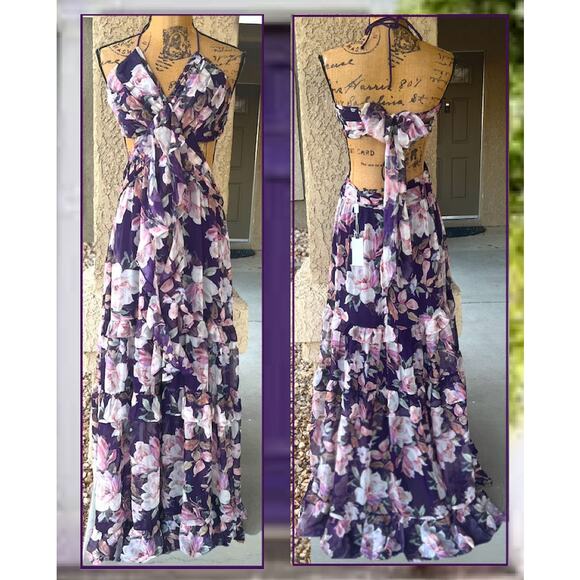 ASTR the Label Women's Kitsune Floral Cut-Out Halter Maxi Dress Size: L - Picture 6 of 12